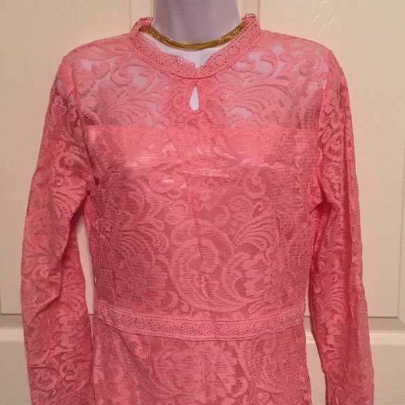 Sold  $59 new lace cocktail pink dress Medium - Picture 5 of 8